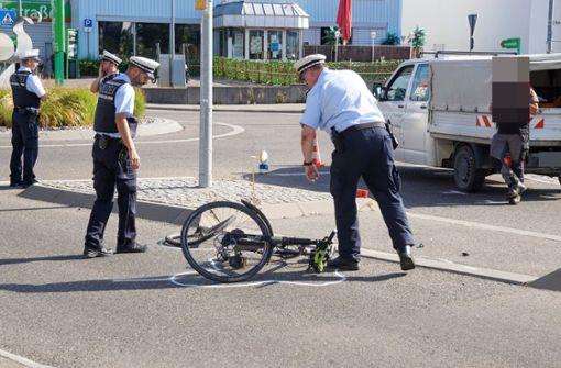 Der Fahrradfahrer wurde bei dem Unfall lebensgefährlich verletzt. Foto: SDMG/SDMG / Dettenmeyer