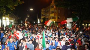 Wie hier in Fellbach feierten hunderte italienische Fans ausgelassen. Foto: Andreas Rosar Fotoagentur-Stuttg/Andreas Rosar Fotoagentur-Stuttg