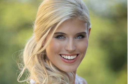 Die 25-jährige Stuttgarterin Célin Willers fährt im Dezember zur „Miss Universe“-Wahl nach Bangkok. Foto: Miss Universe Germany