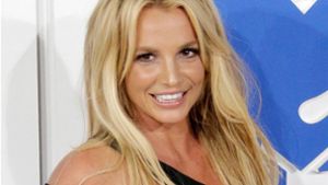 Sängerin Britney Spears startet als Malerin durch. Ein Bild hat sie bereits erfolgreich versteigern lassen. Foto: dpa