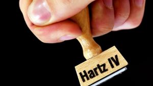 Die Anzahl der Hartz-IV-Empfänger geht zurück. Foto: ZB