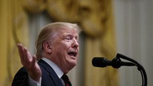 Außenpolitisch setzt Trump auf Druck und markige Sprüche. Foto: AP/Alex Brandon