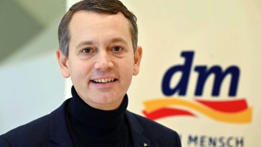 Christoph Werner, Vorsitzender der Geschäftsführung von dm, will auf die Vorwürfe von Verdi nicht konkret eingehen. Foto: dpa/Uli Deck