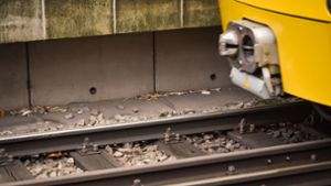 Haltestelle „Stöckach“ in Stuttgart: Mann von Stadtbahn überrollt und schwer verletzt