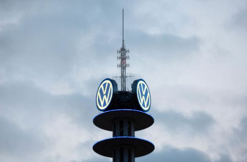 Der Machtkampf im Volkswagen-Konzern  ist eskaliert. Ralf Brandstätter ersetzt Herbert Diess als VW-Markenchef, Einkaufschef Stefan Sommer geht. Foto: dpa/Raphael Knipping