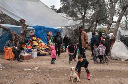 Flüchtlingskinder in einem Lager auf  der griechischen Insel Lesbos. Foto: AFP/Louisa Gouliamaki
