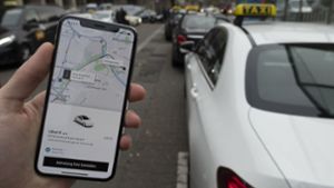 Qual der Wahl: Neben den klassischen Taxis sind in Stuttgart  jetzt auch Fahrten mit der Uber-App verfügbar. Wir haben sie getestet. Foto: Leif Piechowski/Leif Piechowski