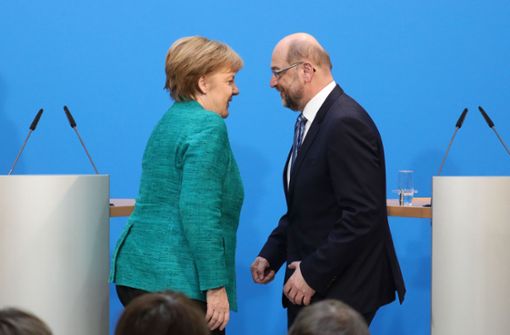 Angela Merkel hat alles versucht, die verunsichert maulende SPD  bei Laune zu halten, Martin Schulz hat weder  die Kraft noch die  Autorität, länger an der Spitze einer  Partei zu stehen. Foto: dpa
