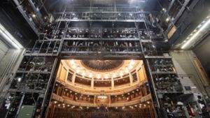 Die Bühne des Stuttgarter Opernhauses; Blick in den Zuschauerraum Foto: dpa/Marijan Murat