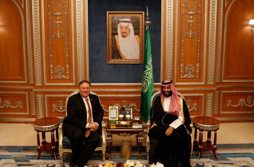 Krisentreffen in Riad: US-Außenminister Mike Pompeo (links) und der saudische Kronprinz Mohammed bin Salman. Foto: APF