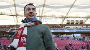 Bekennender VfB-Fan: Grünen-Politiker Cem Özdemir Foto: dpa/Marijan Murat