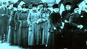 Bei der ersten deutschen Wahl mit Frauenbeteiligung am 19. Januar 1919 gaben mehr als 80 Prozent der wahlberechtigten Frauen ihre Stimme ab. Foto: dpa