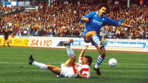 Lang ist’s her: 1991/92 begegneten sich VfB (mit Fritz Walter) und Kickers (mit Alois Schwartz) zuletzt in der Bundesliga. Foto: Baumann