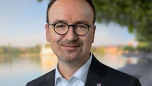 Uli Burchardt ist seit neun Jahren Oberbürgermeister in Konstanz. Das Land muss Denkmalschutzvorschriften lockern, wenn es die Klimaziele erreichen will, sagt er. Foto: privat/privat
