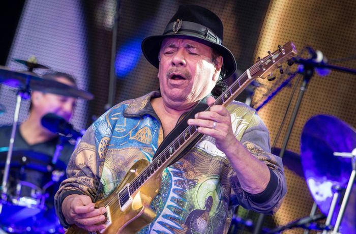 Carlos Santana: Rockstar bricht bei Konzert in USA zusammen