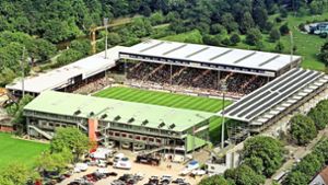 Mit einer Kapazität von 24 000 Zuschauern ist das alte Freiburger Stadion hinter der Alten Försterei von Union Berlin das zweitkleinste Stadion der Bundesliga. Foto: imago images/ Heuberger