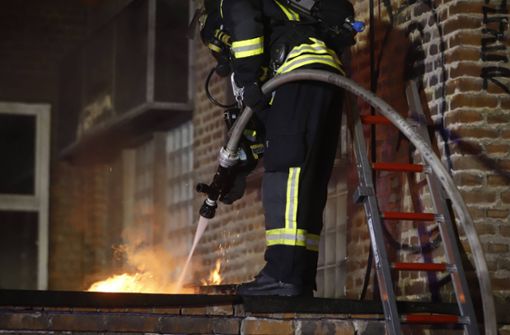 Die Feuerwehr hat in der Nacht auf Dienstag einen Brand in Feuerbach gelöscht. Foto: 7aktuell.de/Simon Adomat