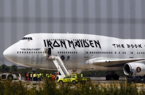 Ihr eigenes Flugzeug wird 2020 auch in Stuttgart landen: Iron Maiden Foto: dpa/Marcelo Hernandez