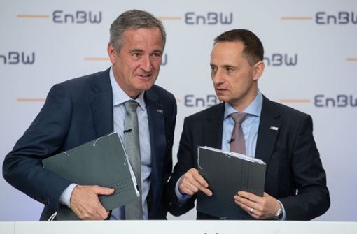 EnBW-Chef Frank Mastiaux (links) und Finanzchef Thomas Kusterer sind zuversichtlich. Foto: dpa
