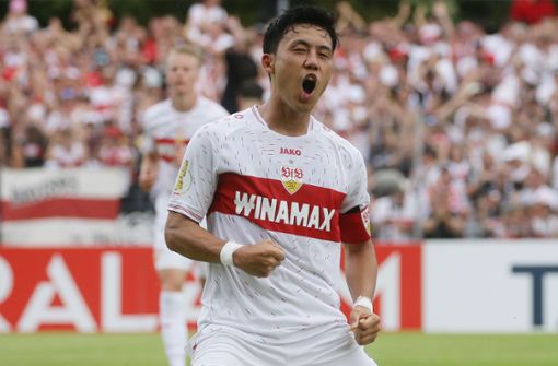 Wataru Endo machte im Pokal gegen die TSG Balingen sein letztes Spiel für den VfB – und erzielte dabei sein letztes Tor für die Stuttgarter. Foto: Baumann