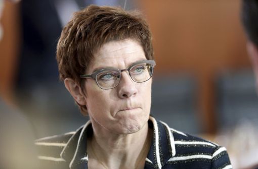 Verteidigungsministerin Annegret Kramp-Karrenbauer bricht mit der bisher eher zurückhaltenden deutschen Syrien-Politik. Foto: AP/Michael Sohn