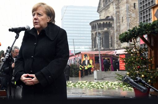 Kanzlerin Merkel spricht bei der Gedenkveranstaltung. Foto: dpa