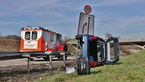 An der B 14 in Winnenden hat sich am Freitag ein Unfall ereignet.  Foto: 7aktuell.de/Kevin Lermer