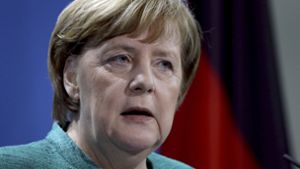 Angela Merkel will ihr Kabinett verjüngen. Auf der bisher bekannten Liste stehen allerdings kaum jüngere Politiker. Foto: AP