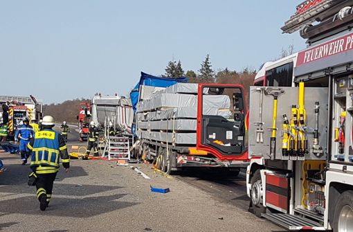 Der Unfall ereignete sich auf der A8 bei Pforzheim. Foto: SDMG/Gress