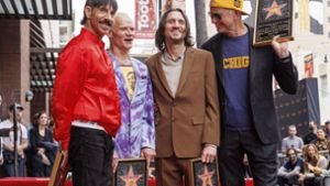 Die Red Hot Chili Peppers wurden mit einem Stern auf dem „Walk of Fame“ geehrt. Foto: dpa/Willy Sanjuan