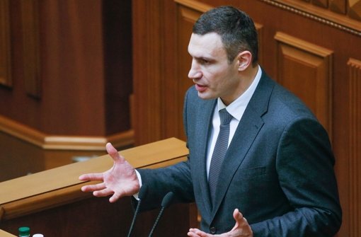 Oppositionsführer Vitali Klitschko hat seine Kandidatur für die Präsidentenwahl im Mai erklärt. Foto: dpa