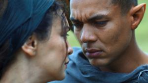 Nazanin Boniadi und  Ismael Cruz Córdova in „Der Herr der Ringe“ Foto: Amazon Studios