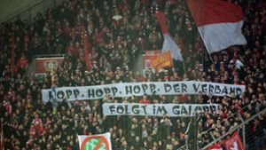 Der Protest gegen Dietmar Hopp und den DFB wird neuerdings subtil geäußert. Foto: dpa/Gambarini