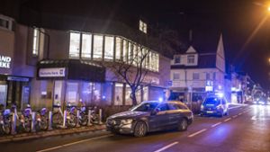 Einsatz in Vaihingen: Die Polizei fasst fünf Tatverdächtige und verhindert so einen Überfall. Foto: 7aktuell
