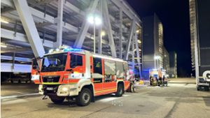 Feuer im Bosch-Parkhaus sorgt für Stauchaos auf Autobahn