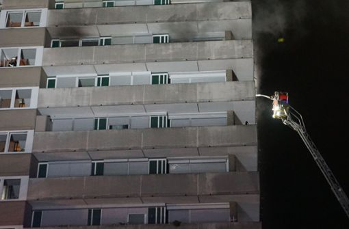 Das Feuer brach im sieben Stock des Hochhauses aus. Foto: SDMG/SDMG / Woelfl