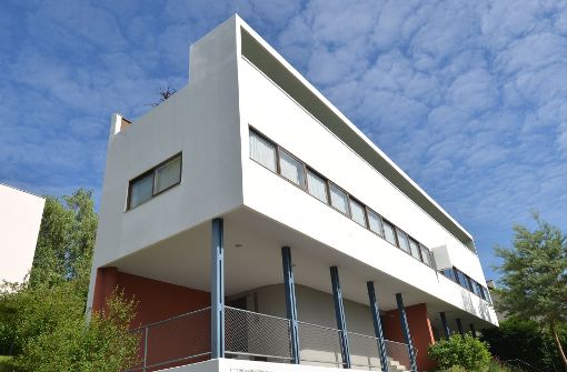 100 Jahre nach dem Bau der Weißenhofsiedlung in Stuttgart – hier das Haus von Le Corbusier – soll es wieder eine Bauausstellung geben. Foto: dpa
