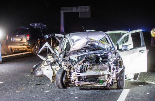 Der Unfall ereignete sich am Sonntagabend gegen 22 Uhr auf der Autobahn 8. Foto: 7aktuell.de/Moritz Bassermann/7aktuell.de | Moritz Bassermann