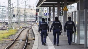 Am Stuttgarter Hauptbahnhof ist es zu einem Polizeieinsatz gekommen (Symbolbild). Foto: IMAGO/Arnulf Hettrich
