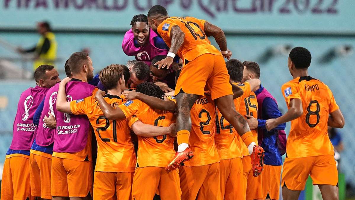 WM 2022 in Katar: Wie einst die Deutschen:  Niederländer werden zur Turniermannschaft