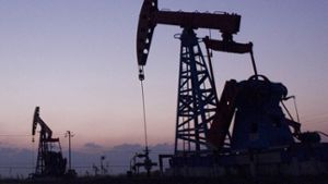 Ölfeld in China: Die Welt pumpt aus dem Boden, was gerade noch geht Foto: dpa