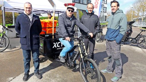 Die vier von der Lastenradtournee in Holzgerlingen (von links): David Frerot, Frank Eichhorn, Alexander Hoss und Stefan Rickmeyer. Foto: Holger Schmidt