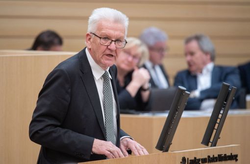Baden-Württembergs Ministerpräsident Winfried Kretschmann fordert eine gemeinsame Linie von Bund und Ländern Foto: dpa/Marijan Murat