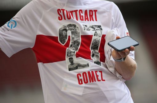 Mario Gomez ist beim VfB Stuttgart jetzt Geschichte, da er seine Karriere beendet hat. Doch möglichst bald sollen neue Talente in die Fußstapfen des ehemaligen Torjägers treten. Foto: Bauman