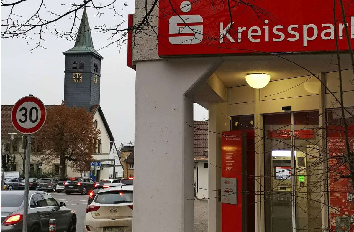 Die Geschäftsstelle der Kreissparkasse  in Harthausen wird zu einem gemeinsamen Selbstbedienungspunkt mit der Volksbank Filder. Foto: /Veronika Andreas