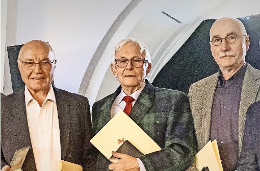 Horst Ruoss,  Manfred Ehringer und Michael Kühner (v.li.) sind am Montag als Sportpioniere 2017 geehrt worden. Foto: Lichtgut/Max Kovalenko
