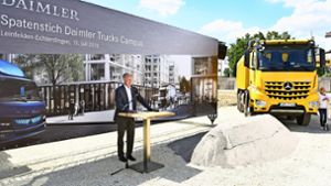Leinfelden-Echterdingens Oberbürgermeister Roland Klenk beim Spatenstich des Daimler Truck Campus im Juli 2018. Foto: Guenter E. Bergmann