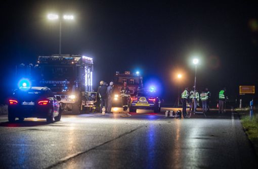 Bei dem Unfall sind ein Mensch getötet und drei weitere verletzt worden. Foto: 7aktuell.de/Simon Adomat