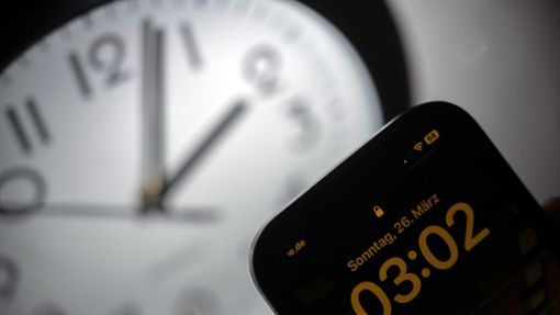 Am kommenden Wochenende werden die Uhren eine Stunde vor gestellt. (Symbolfoto) Foto: dpa/Sebastian Gollnow