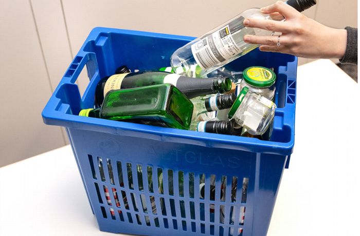 Neues Müllsystem im Kreis Ludwigsburg: Zwei  Gründe für die blaue Glasbox – und drei  dagegen